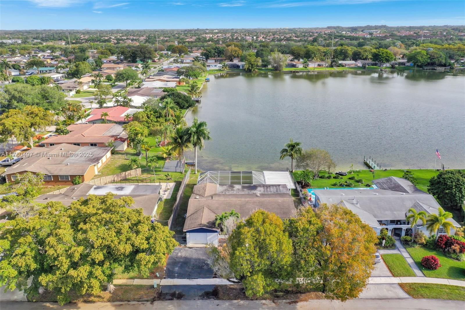 Real estate property located at 8411 19th St, Broward, Pasadena Lakes, Pembroke Pines, FL