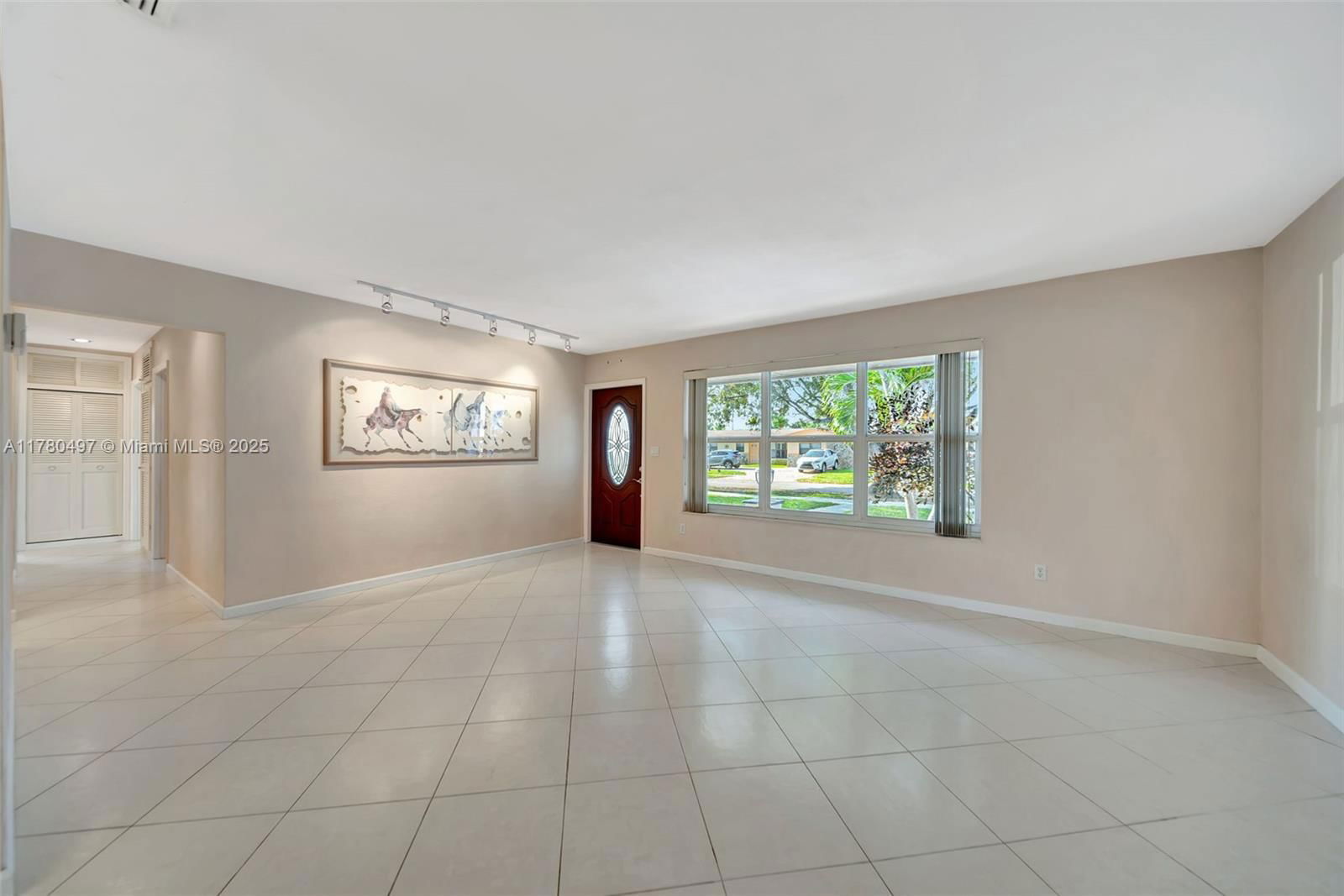 Real estate property located at 8411 19th St, Broward, Pasadena Lakes, Pembroke Pines, FL