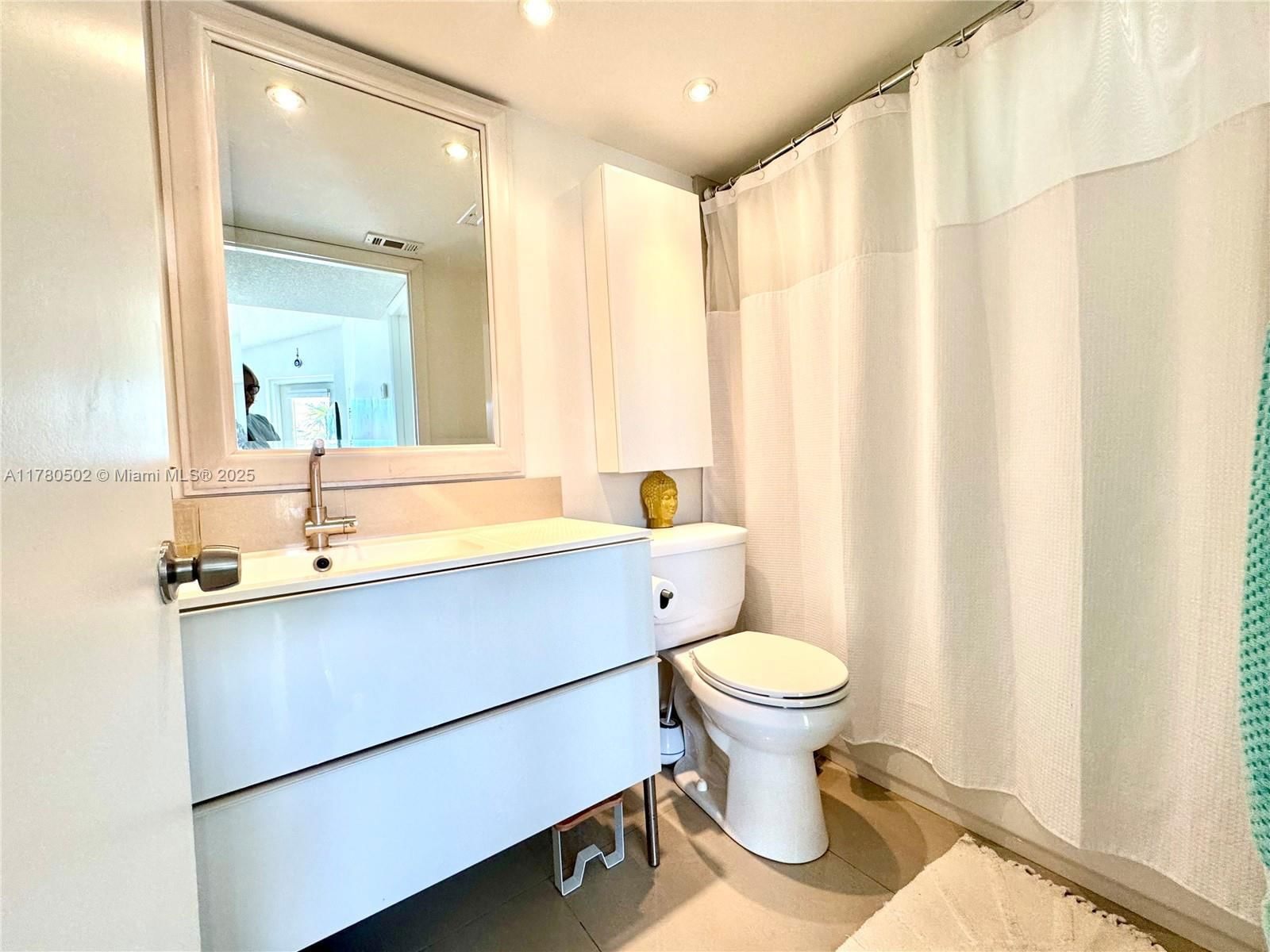 Real estate property located at 550 Park Rd #36-8, Broward, Hollywood Parc Condominiu, Hollywood, FL
