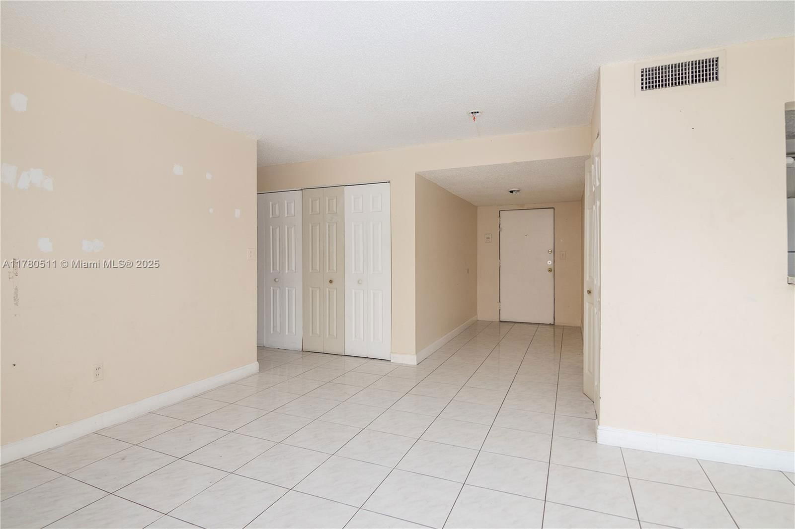 Real estate property located at 1801 140th St #306, Miami-dade, Woodcreek Condo, North Miami, FL
