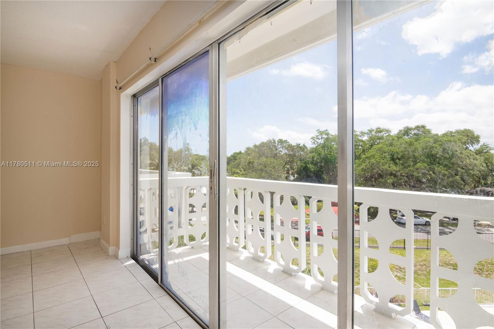 Real estate property located at 1801 140th St #306, Miami-dade, Woodcreek Condo, North Miami, FL
