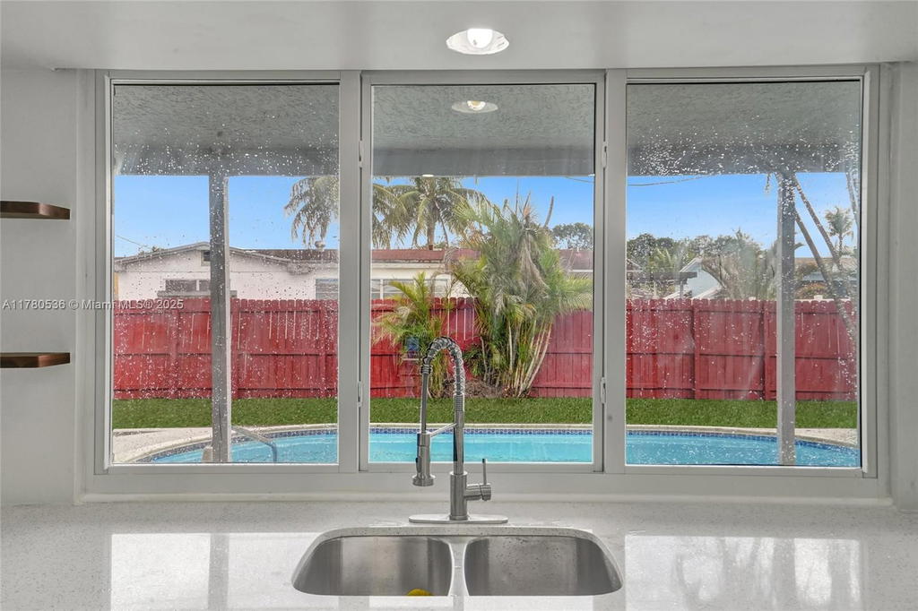 Real estate property located at 7320 Biltmore Blvd, Broward, Miramar Park 2nd Add, Miramar, FL