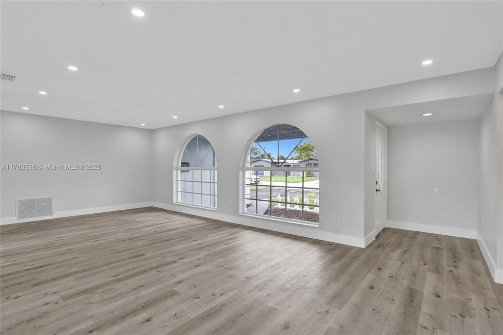 Real estate property located at 7320 Biltmore Blvd, Broward, Miramar Park 2nd Add, Miramar, FL