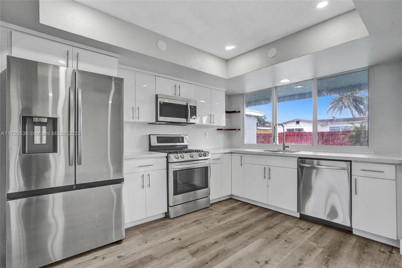 Real estate property located at 7320 Biltmore Blvd, Broward, Miramar Park 2nd Add, Miramar, FL