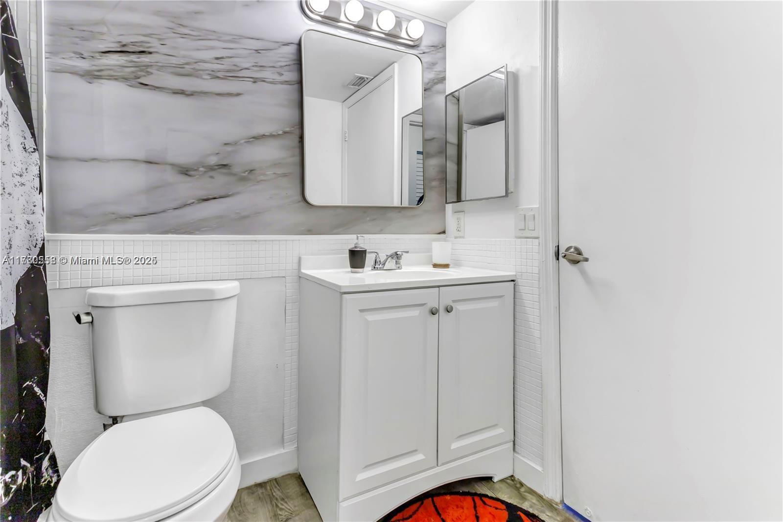 Real estate property located at 15770 106th Ter #203, Miami-dade, Royal Palm Place, Miami, FL