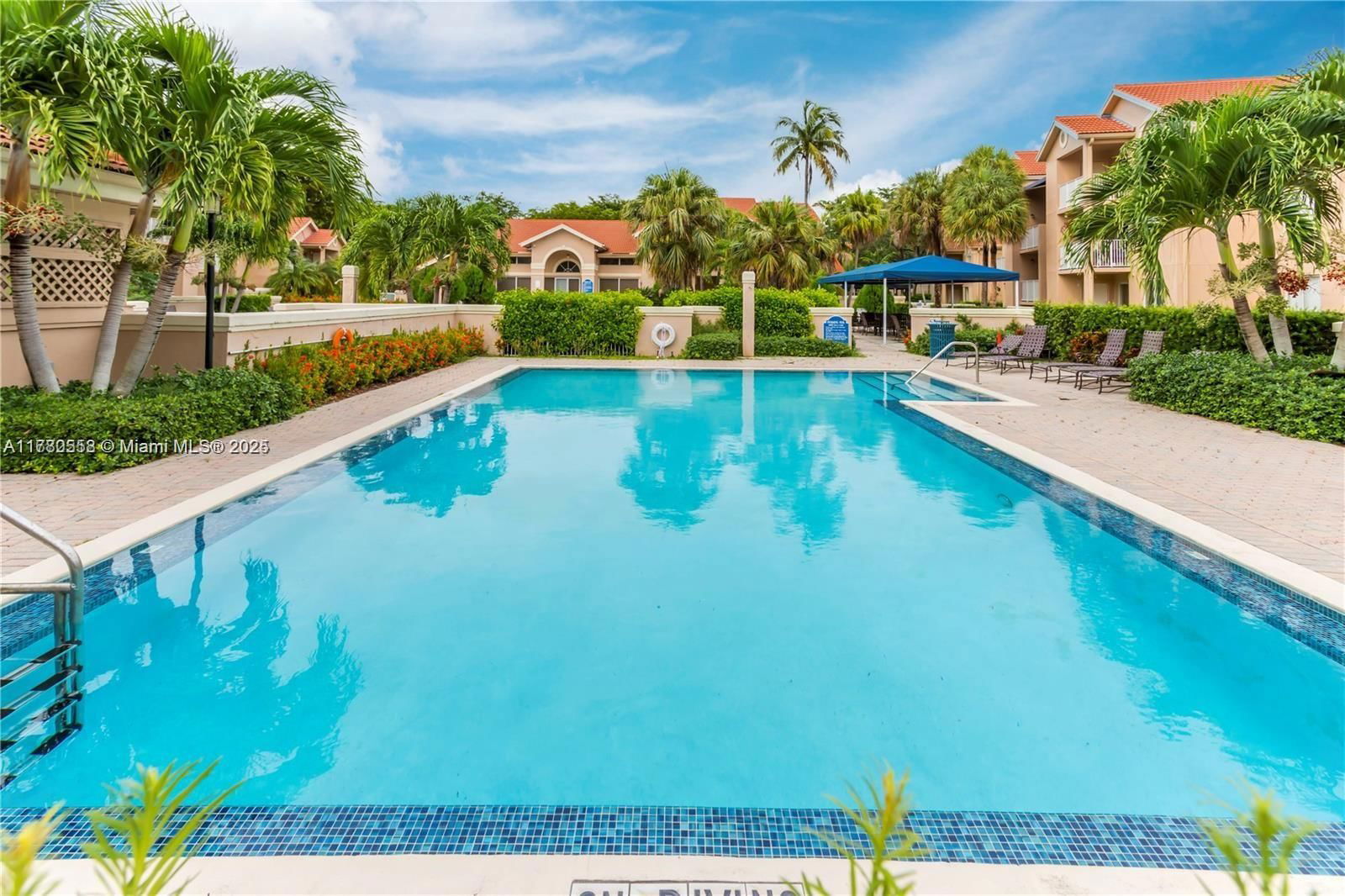 Real estate property located at 15770 106th Ter #203, Miami-dade, Royal Palm Place, Miami, FL