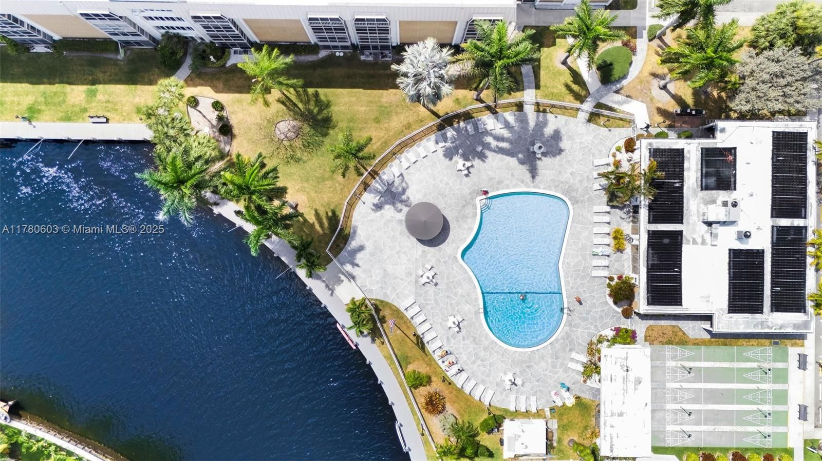 Real estate property located at 3000 16th Ave #408, Broward, River Shores Condo, Oakland Park, FL