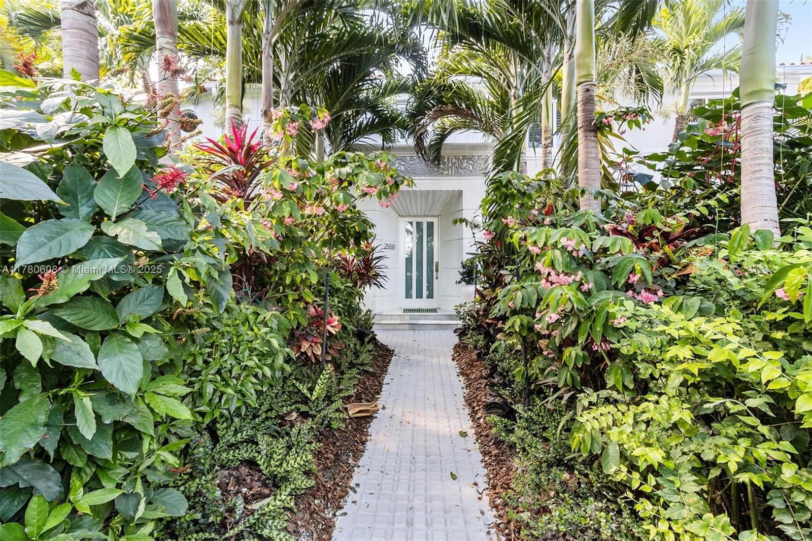 Real estate property located at 2550 Flamingo Dr, Miami-dade, Flamingo Terrace Extensio, Miami Beach, FL