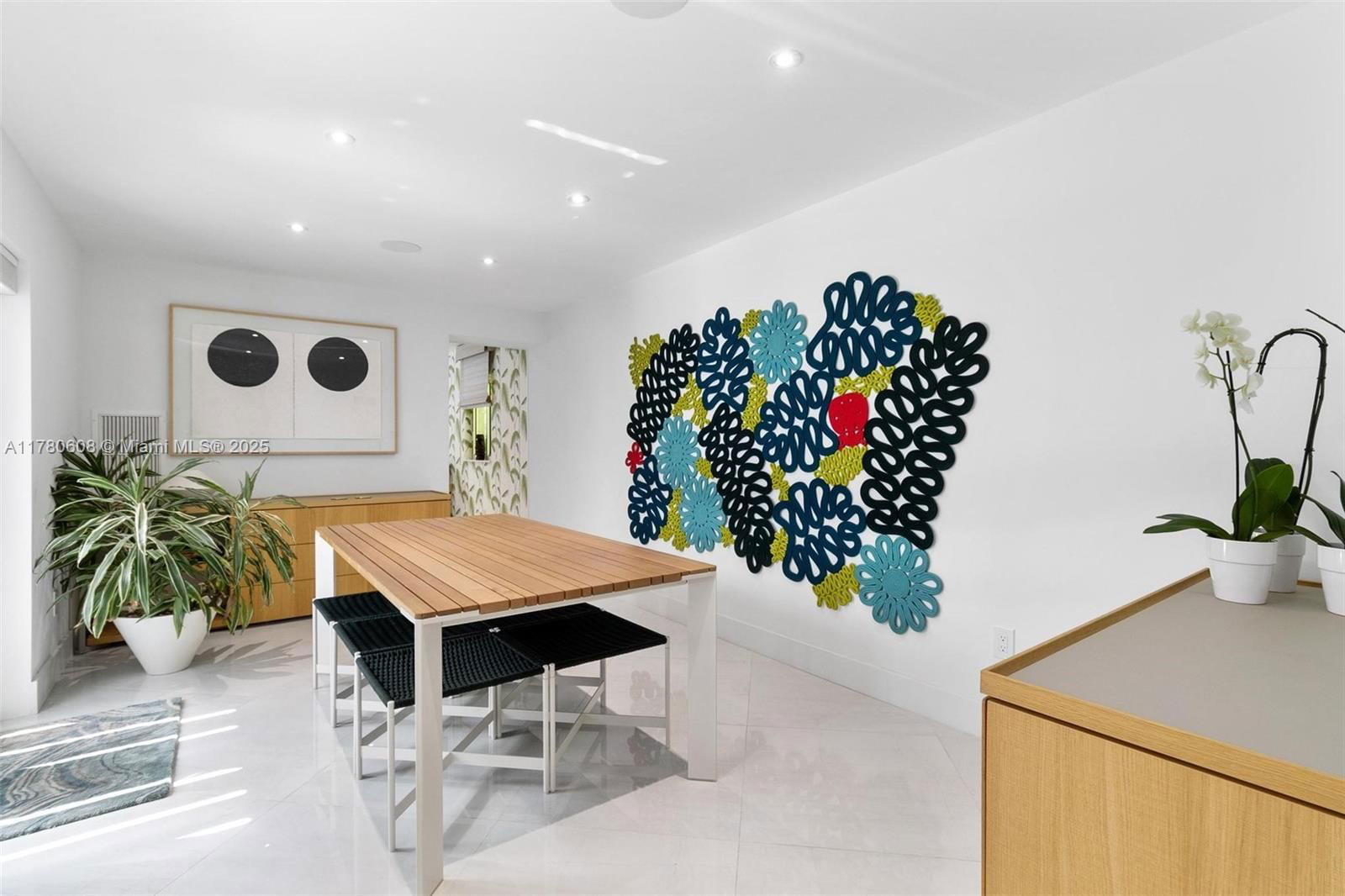Real estate property located at 2550 Flamingo Dr, Miami-dade, Flamingo Terrace Extensio, Miami Beach, FL