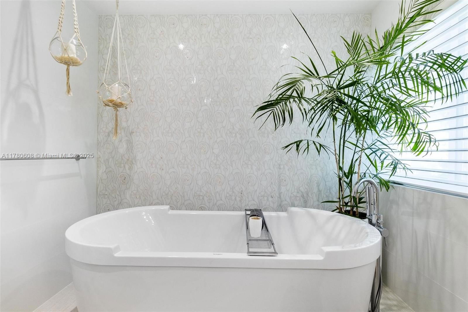 Real estate property located at 2550 Flamingo Dr, Miami-dade, Flamingo Terrace Extensio, Miami Beach, FL
