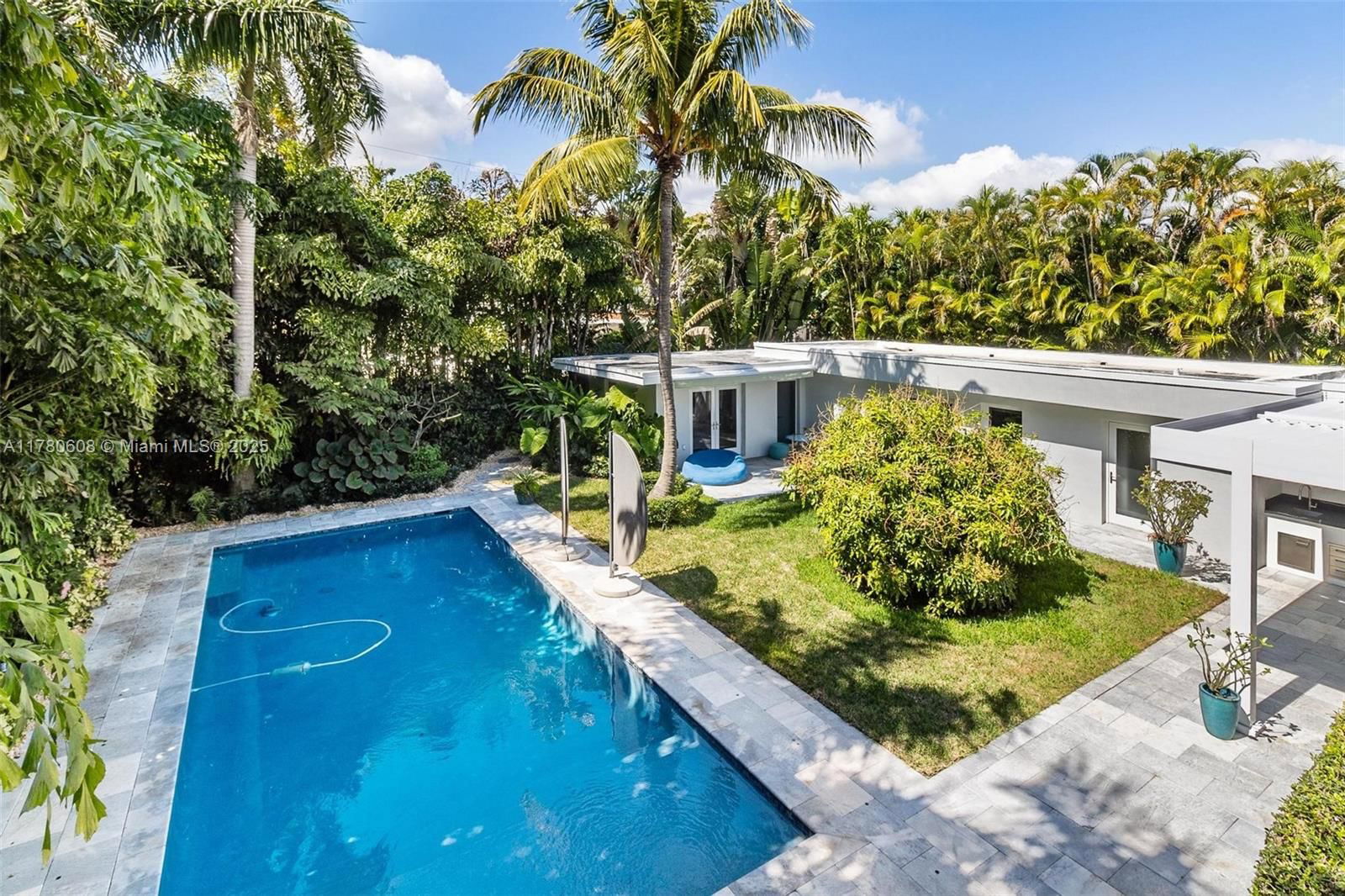 Real estate property located at 2550 Flamingo Dr, Miami-dade, Flamingo Terrace Extensio, Miami Beach, FL