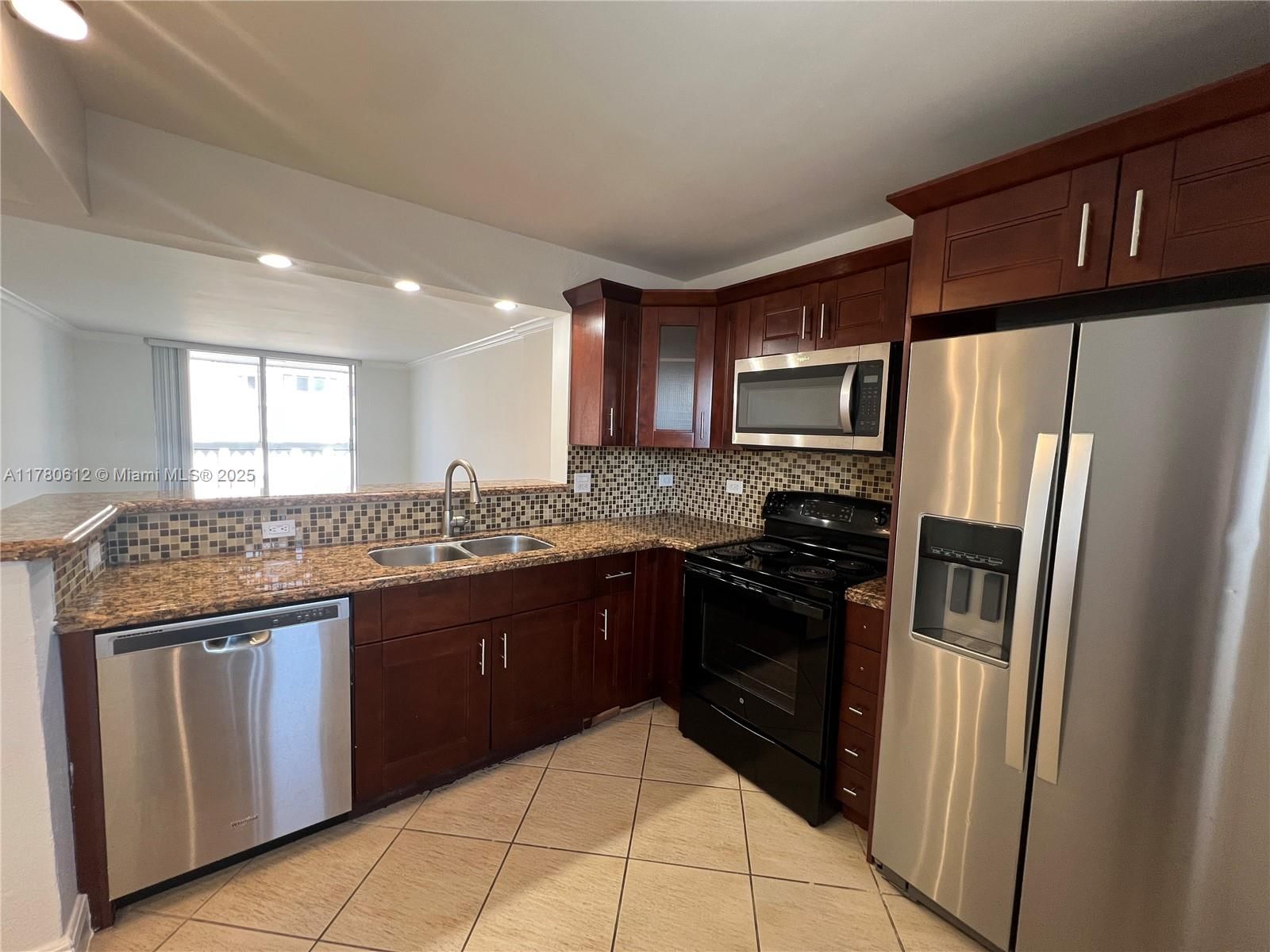 Real estate property located at 420 12th Ave #503, Broward, Meadowbrook Condo Apts Bl, Hallandale Beach, FL