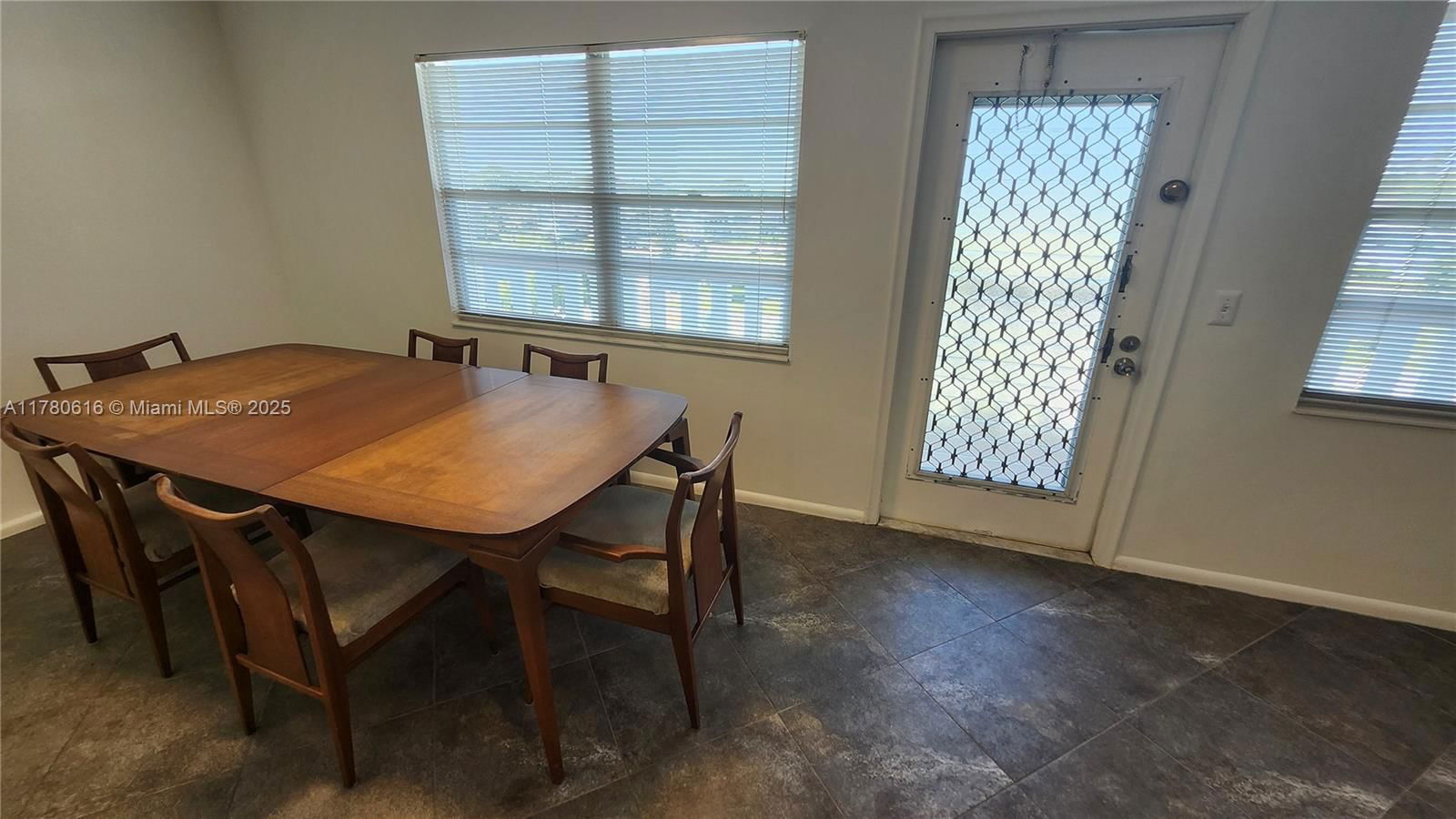 Real estate property located at 4065 Lyndhurst N #4065, Broward, Lyndhurst N Condo, Deerfield Beach, FL