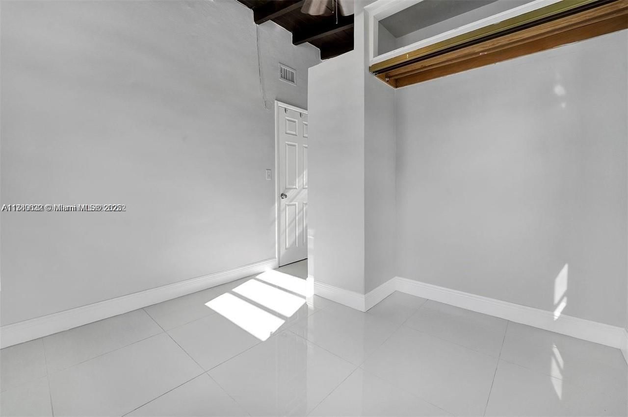 Real estate property located at 3900 47th Ave, Broward, Lake Forest Sec 3, West Park, FL