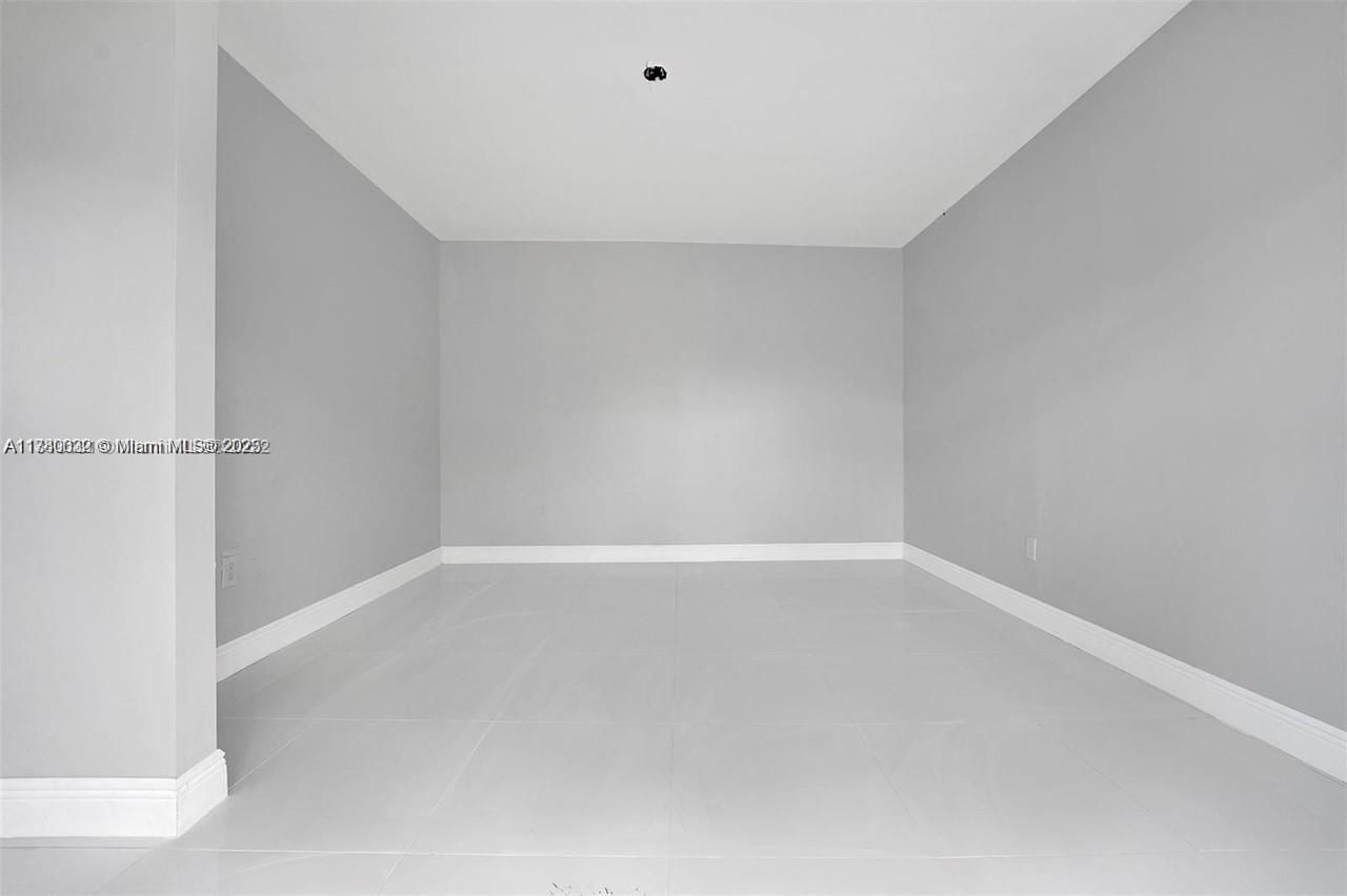 Real estate property located at 3900 47th Ave, Broward, Lake Forest Sec 3, West Park, FL