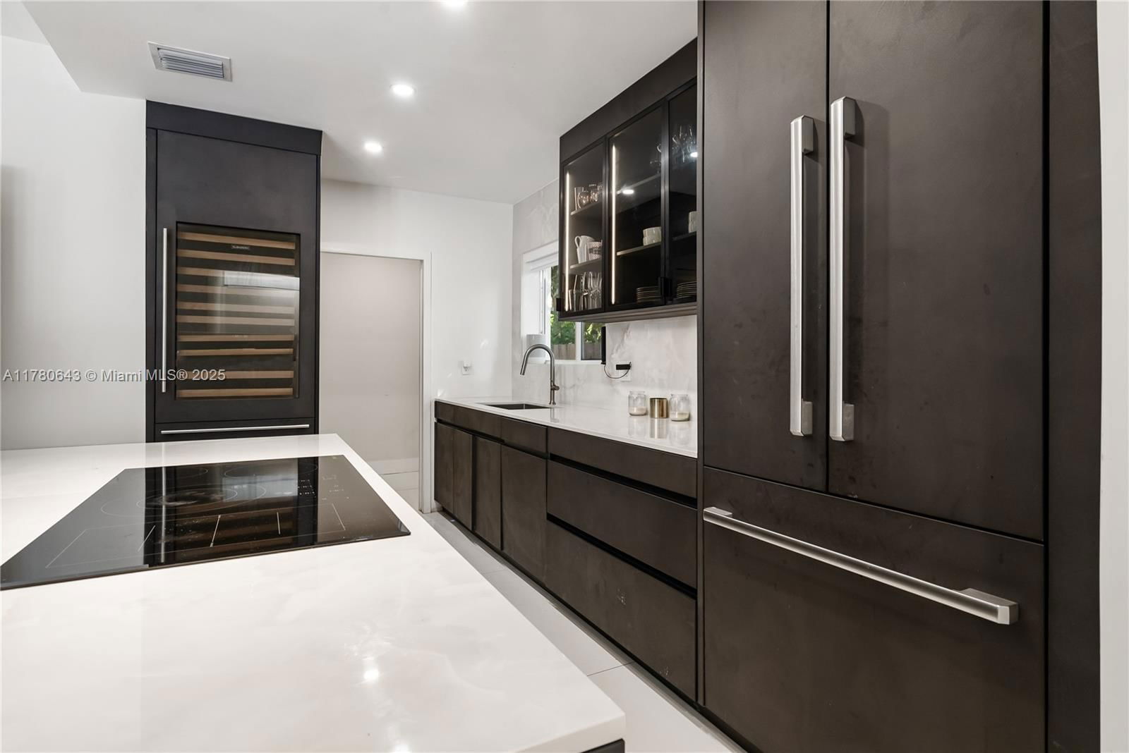 Real estate property located at 5120 ALTON ROAD, Miami-dade, La Gorce Golf Sub Pb 14-43, Miami Beach, FL