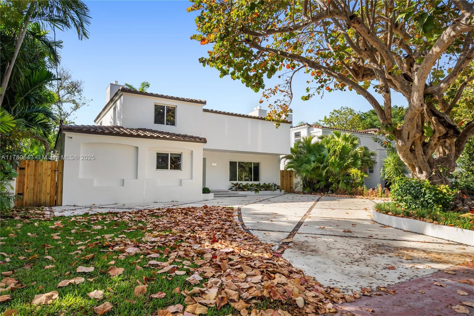 Real estate property located at 5120 ALTON ROAD, Miami-dade, La Gorce Golf Sub Pb 14-43, Miami Beach, FL