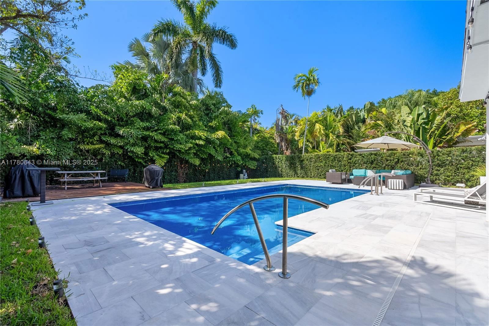 Real estate property located at 5120 ALTON ROAD, Miami-dade, La Gorce Golf Sub Pb 14-43, Miami Beach, FL