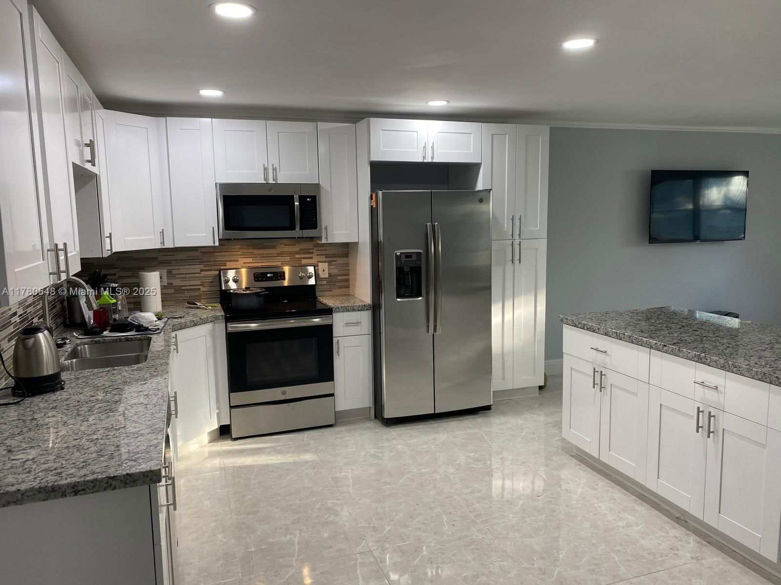 Real estate property located at 4821 22nd Ct #108, Broward, Castle Apartments 5 Condo, Lauderhill, FL