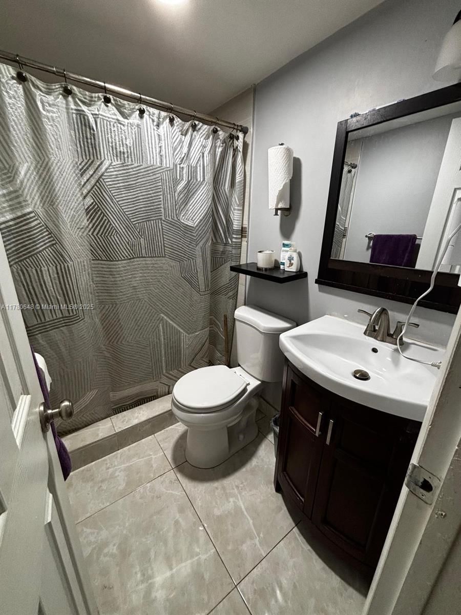 Real estate property located at 4821 22nd Ct #108, Broward, Castle Apartments 5 Condo, Lauderhill, FL