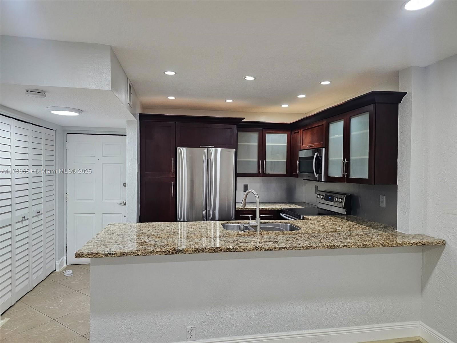 Real estate property located at 4140 90th Ave #202, Broward, Ramblewood East Condo, Coral Springs, FL