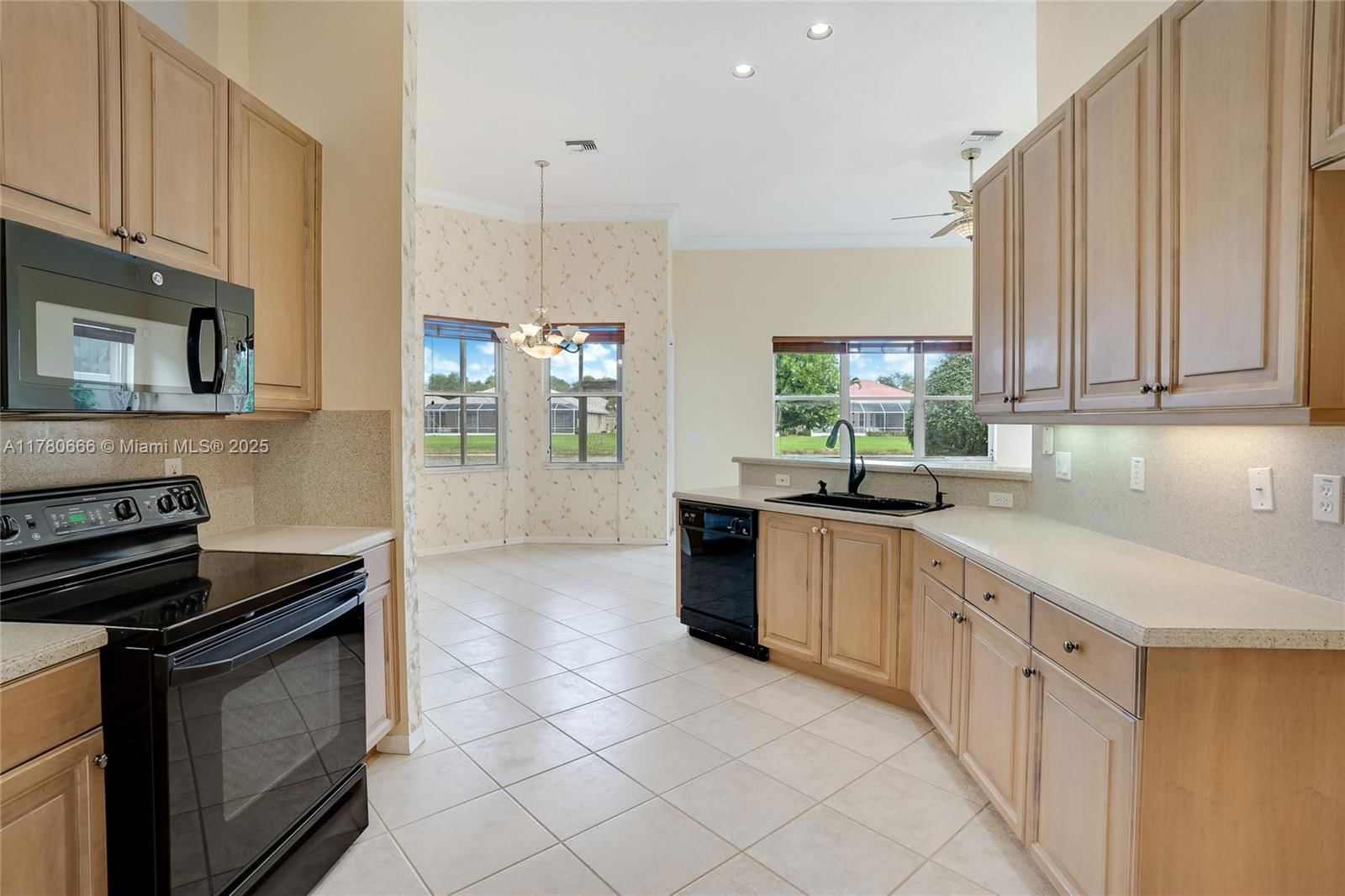 Real estate property located at 7437 Viale Michelangelo, Palm Beach, Huntington Walk 2, Delray Beach, FL