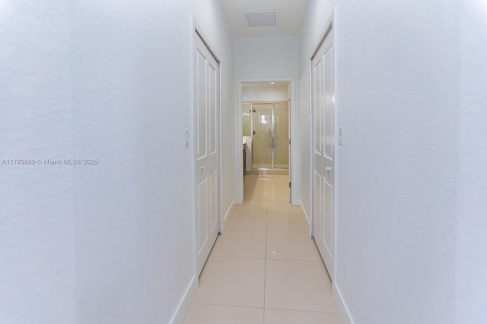 Real estate property located at 2906 150th Ct, Miami-dade, Cypress Lake, Miami, FL