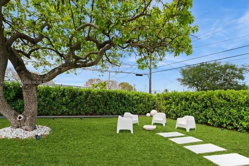 Real estate property located at 12555 31st St, Miami-dade, Southern Estates 9th Addn, Miami, FL