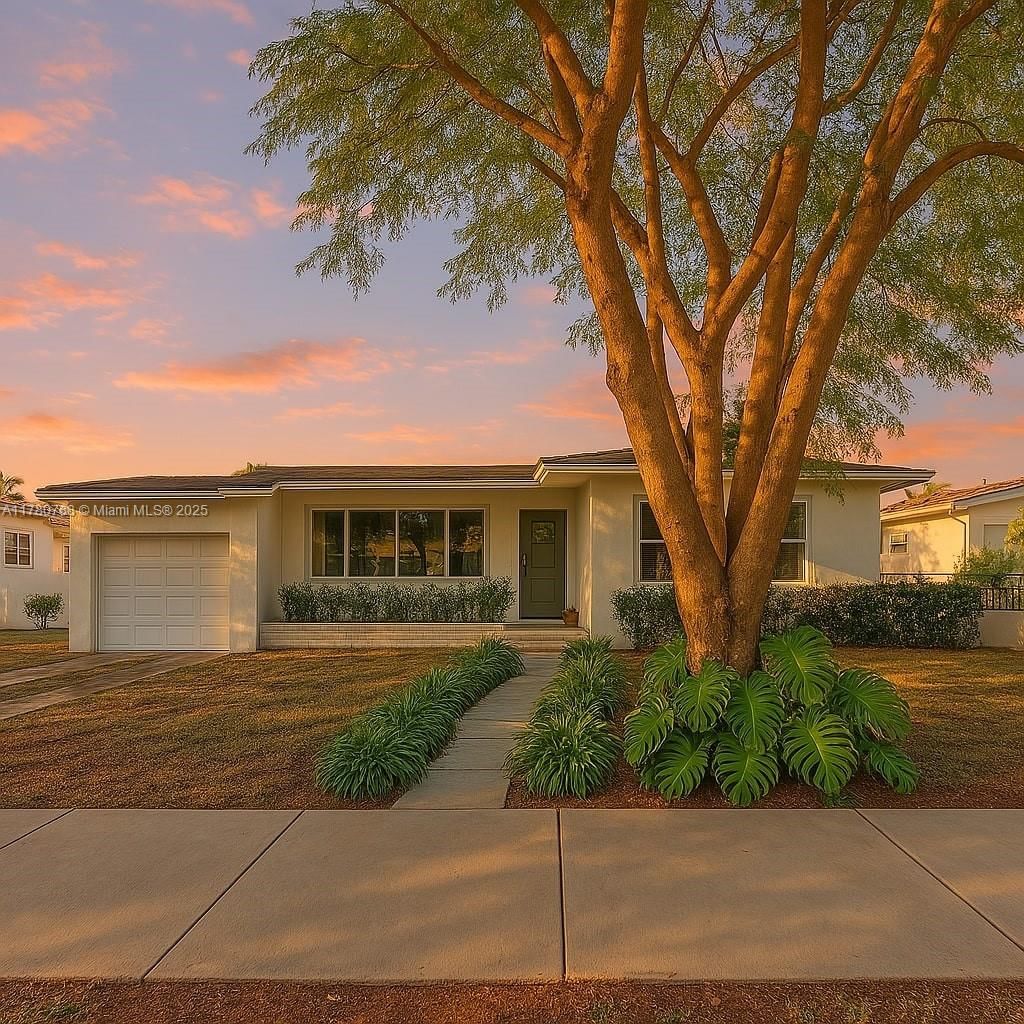 Real estate property located at 23 Santander Ave, Miami-dade, Coral Gables Crafts Sec, Coral Gables, FL
