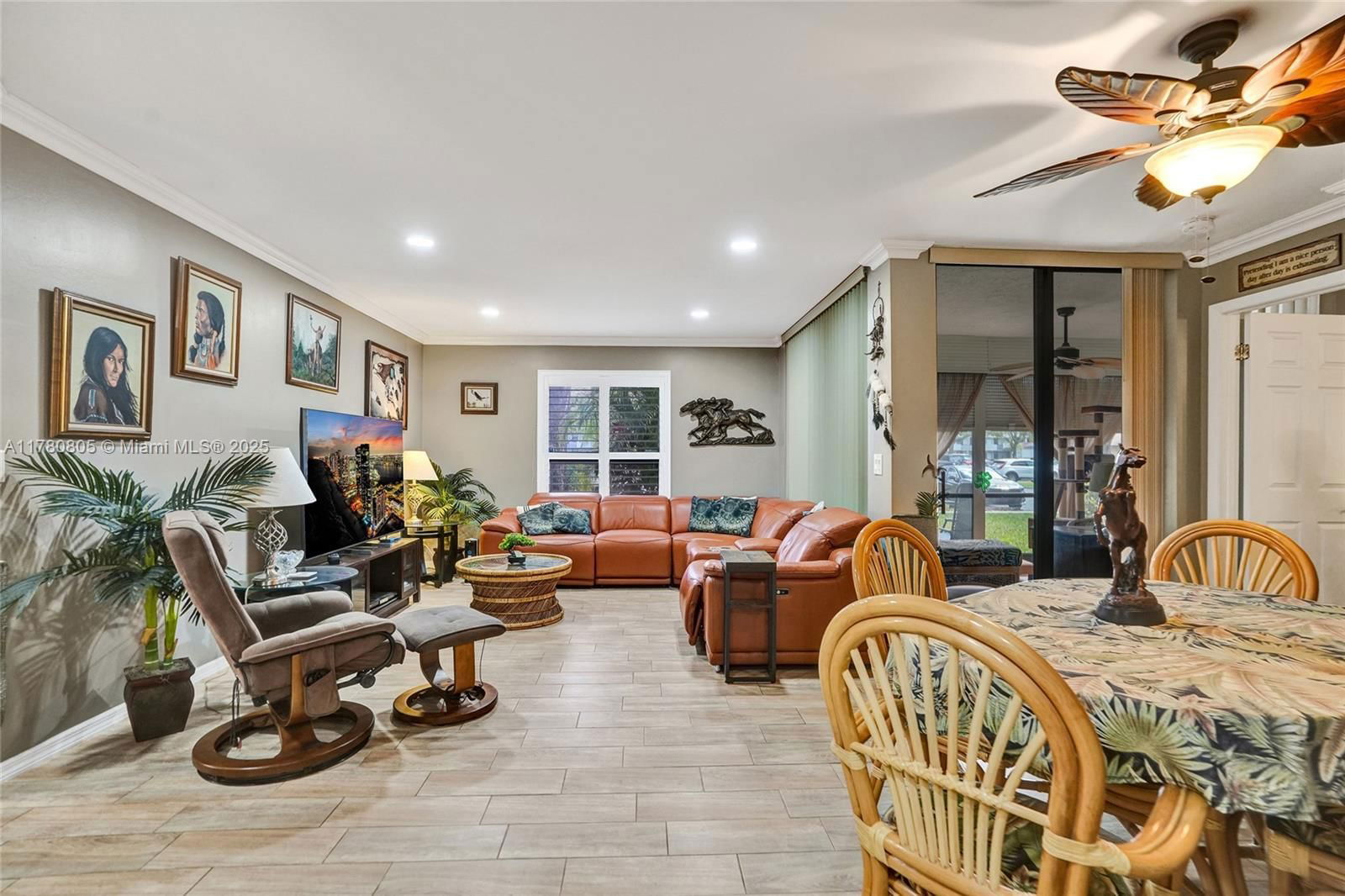 Real estate property located at 4144 Carambola Cir S #2142, Broward, Karanda Village Vii-b Con, Coconut Creek, FL