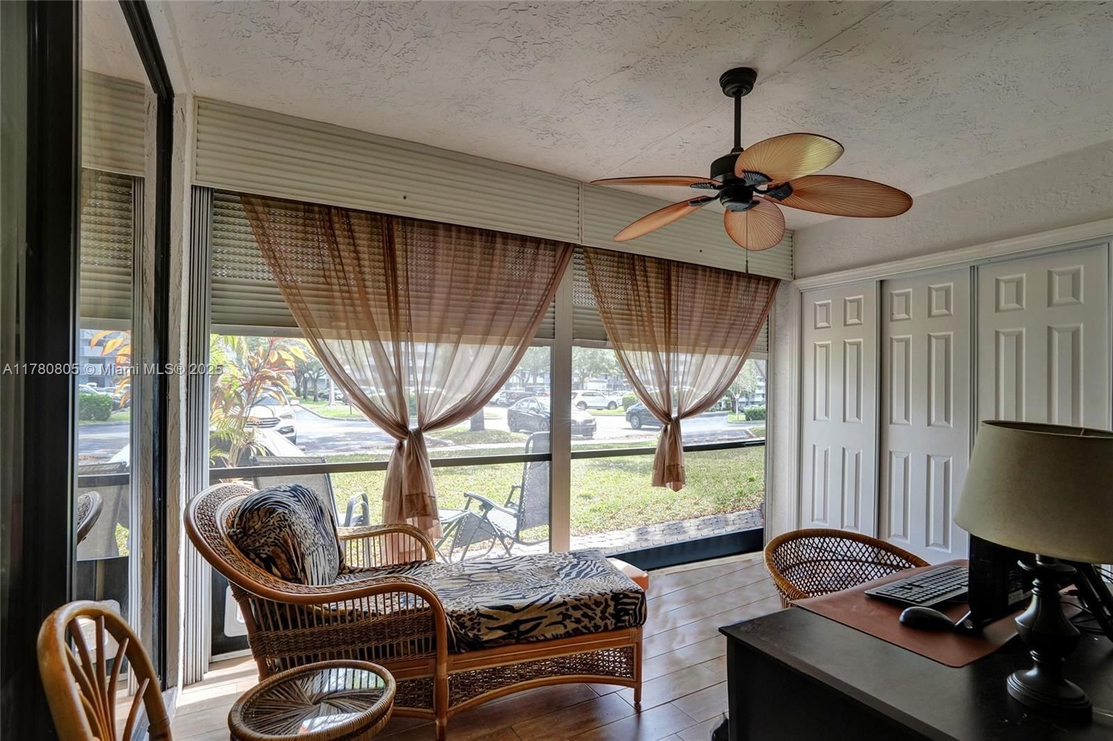 Real estate property located at 4144 Carambola Cir S #2142, Broward, Karanda Village Vii-b Con, Coconut Creek, FL