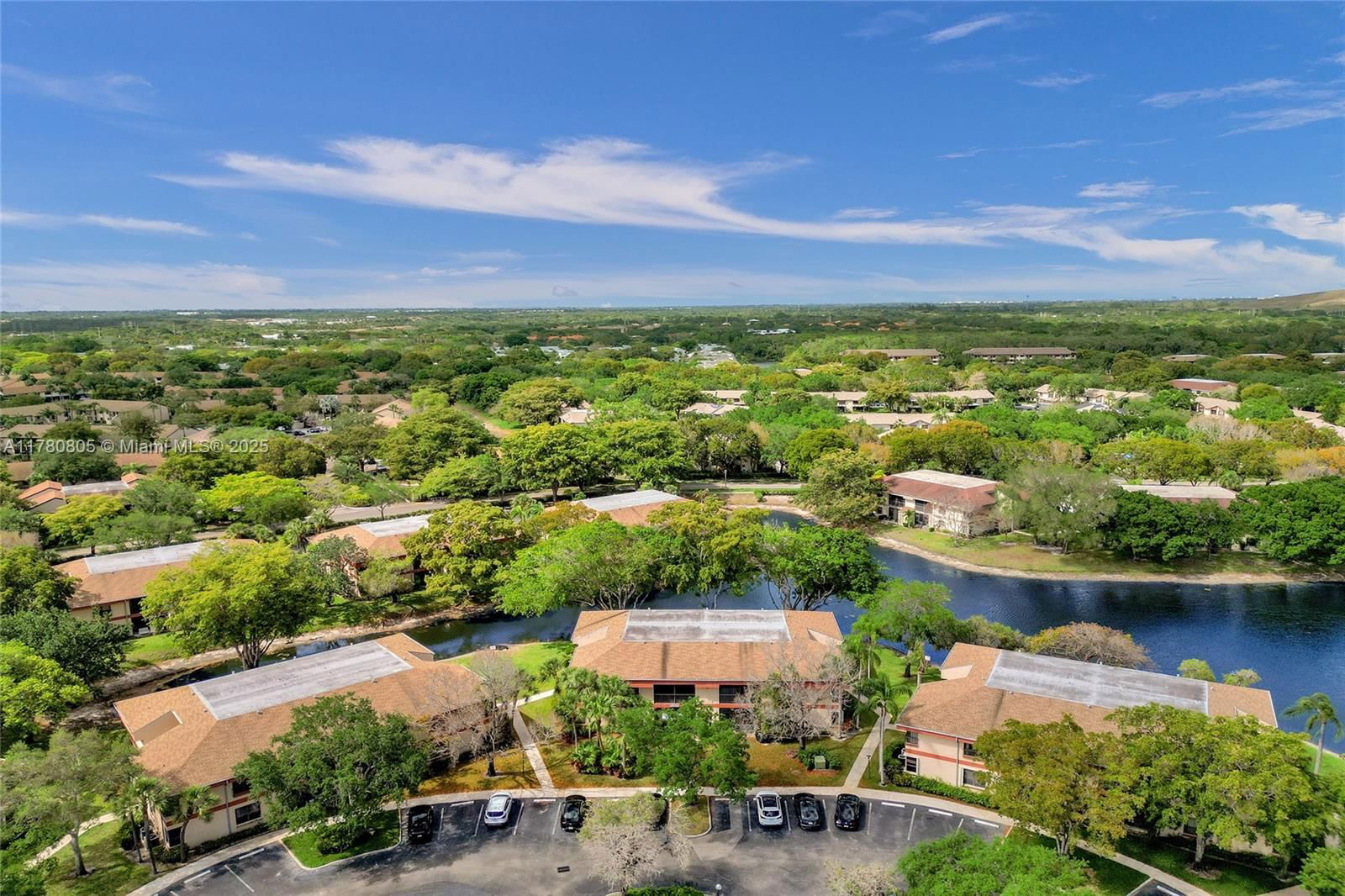 Real estate property located at 4144 Carambola Cir S #2142, Broward, Karanda Village Vii-b Con, Coconut Creek, FL