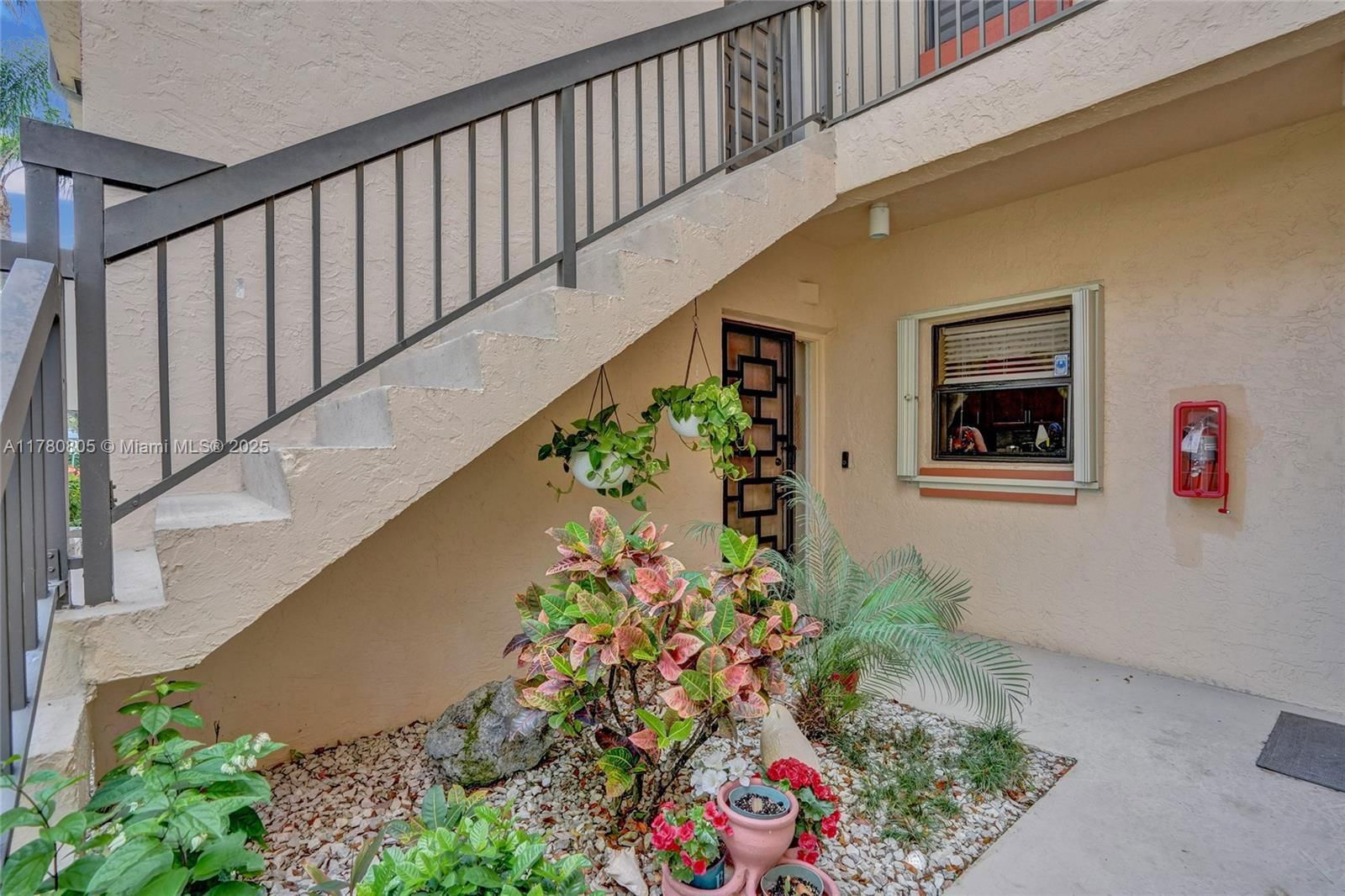 Real estate property located at 4144 Carambola Cir S #2142, Broward, Karanda Village Vii-b Con, Coconut Creek, FL
