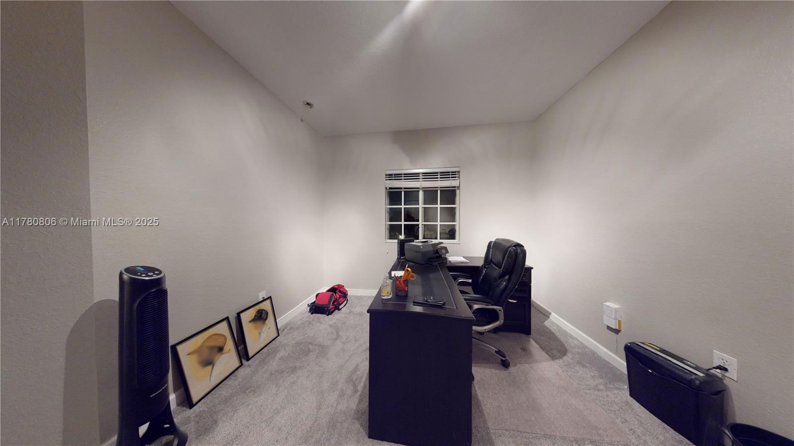 Real estate property located at 9486 222nd Ln, Miami-dade, Lakes By The Bay Amber, Cutler Bay, FL