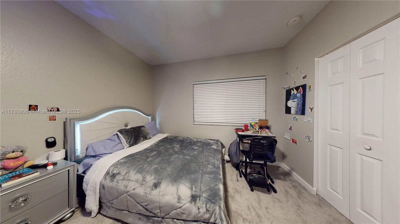 Real estate property located at 9486 222nd Ln, Miami-dade, Lakes By The Bay Amber, Cutler Bay, FL