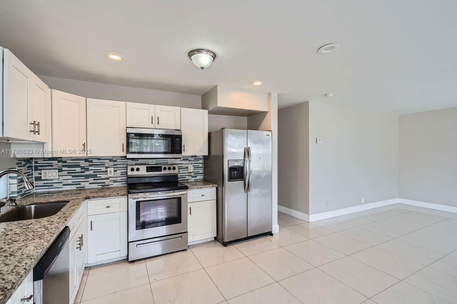 Real estate property located at 4401 6th Ct, Broward, Edgefield 1st Sec, Coconut Creek, FL
