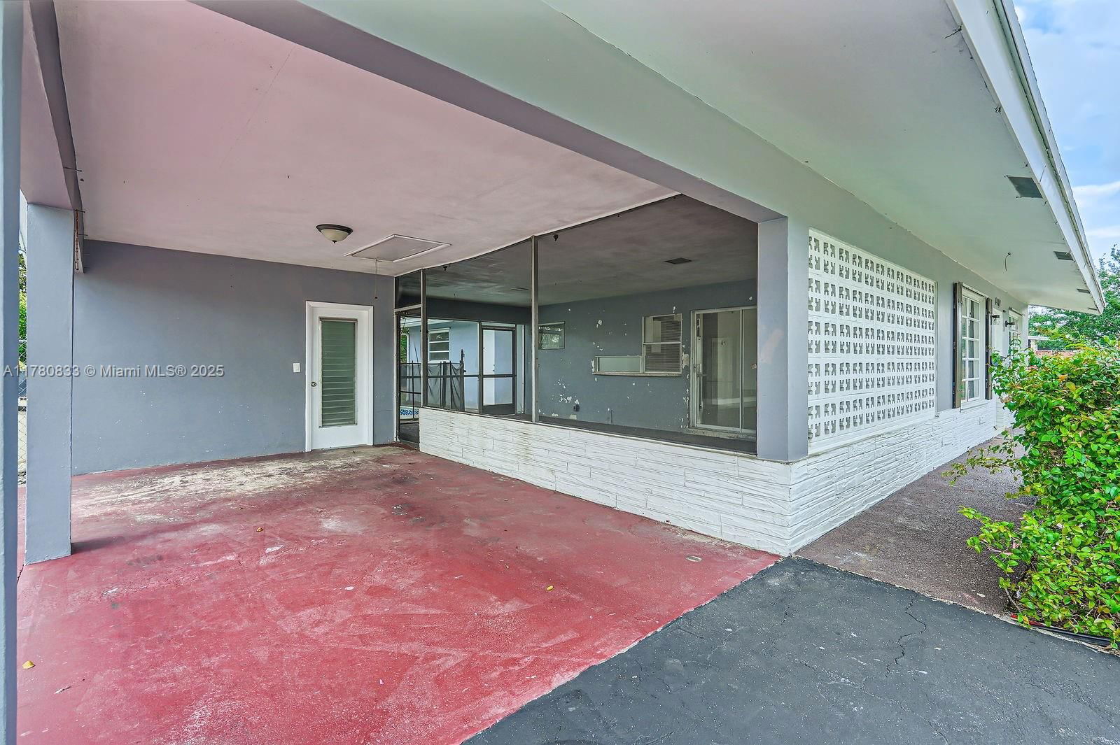 Real estate property located at 4401 6th Ct, Broward, Edgefield 1st Sec, Coconut Creek, FL