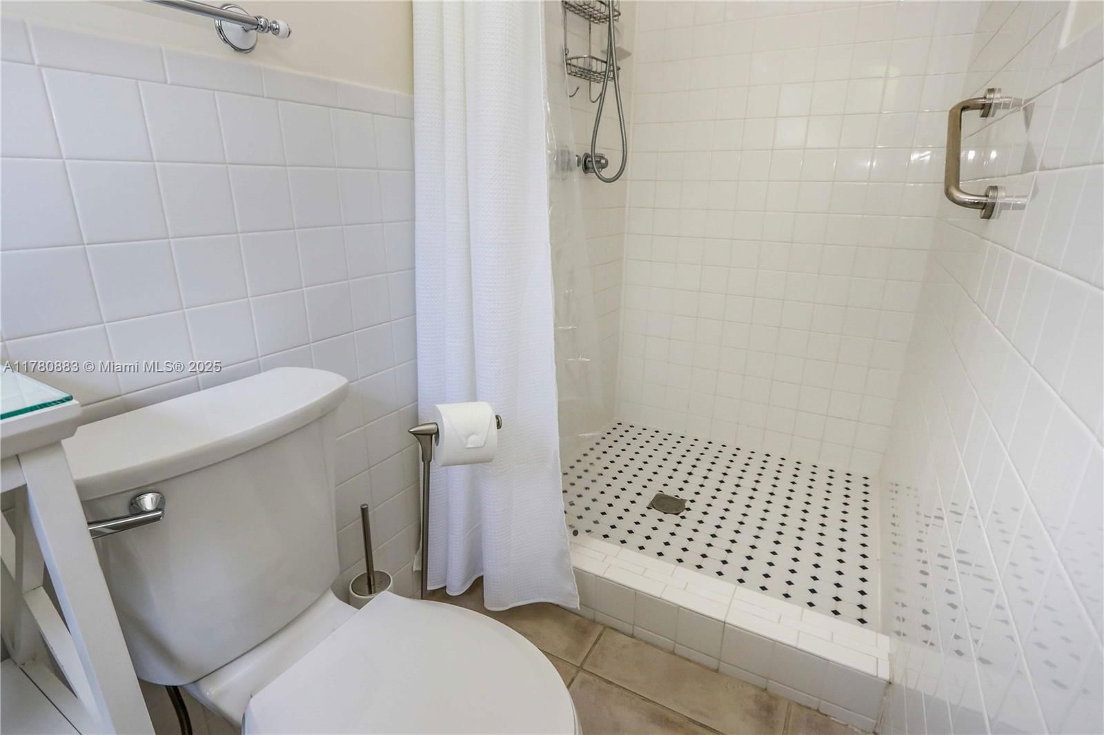 Real estate property located at 2109 2nd Avenue, Broward, Tropical Palms, Wilton Manors, FL