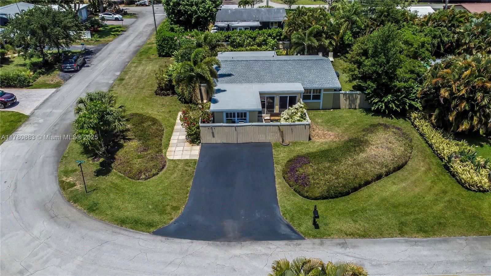 Real estate property located at 2109 2nd Avenue, Broward, Tropical Palms, Wilton Manors, FL