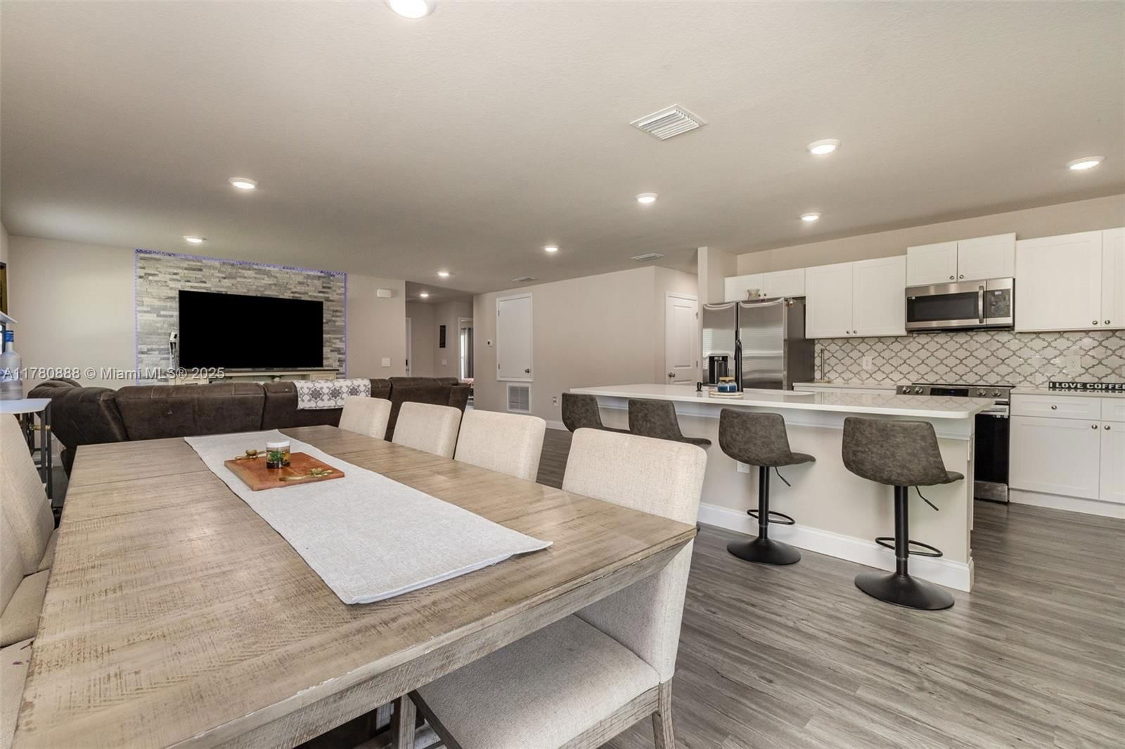 Real estate property located at 866 Carnival Road, Brevard, Port Malabar Unit 12, Palm Bay, FL