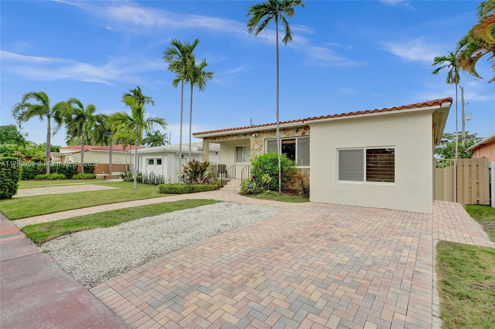 Real estate property located at 1450 Marseille Dr, Miami-dade, 2nd Rev Pl Of Port Of Oce, Miami Beach, FL