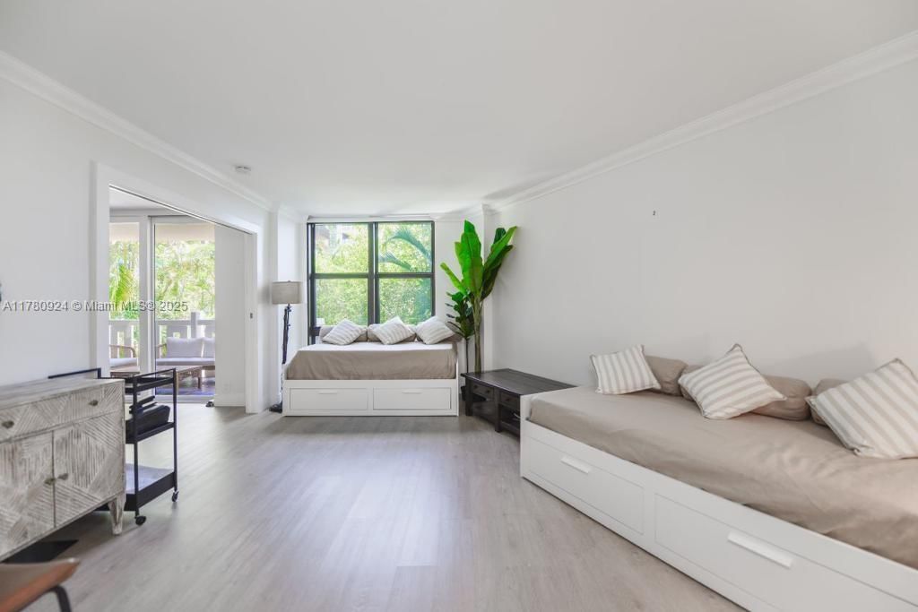 Real estate property located at 1121 Crandon Blvd D206, Miami-dade, Towers Of Key Biscayne Co, Key Biscayne, FL
