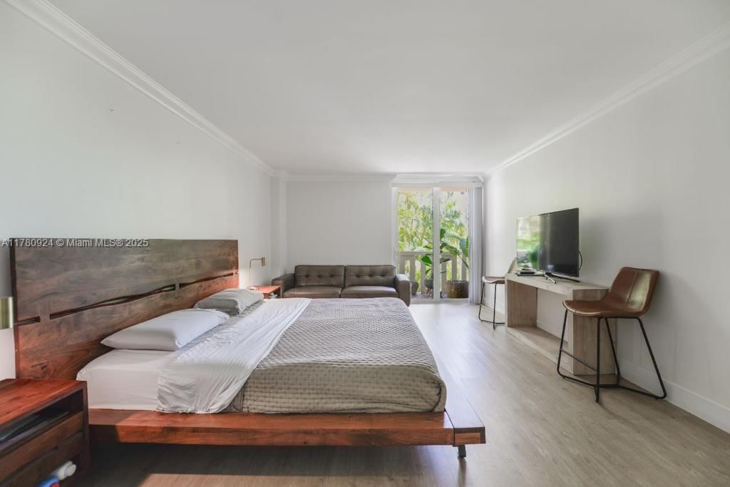 Real estate property located at 1121 Crandon Blvd D206, Miami-dade, Towers Of Key Biscayne Co, Key Biscayne, FL