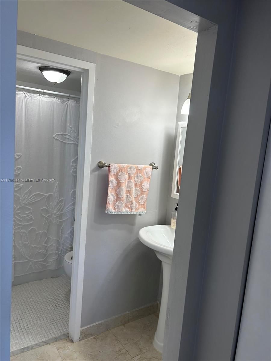 Real estate property located at 2899 Collins Ave #708, Miami-dade, Triton Tower Condo, Miami Beach, FL