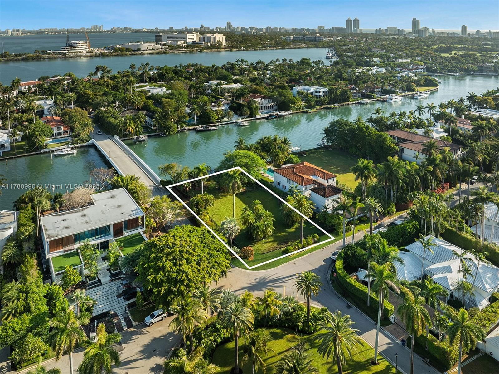 Real estate property located at 1635 27th St, Miami-dade, Sunset Islands-island No, Miami Beach, FL