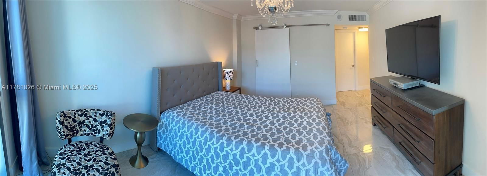 Real estate property located at 2655 Collins Ave #1407, Miami-dade, Mirasol Ocean Towers Cond, Miami Beach, FL