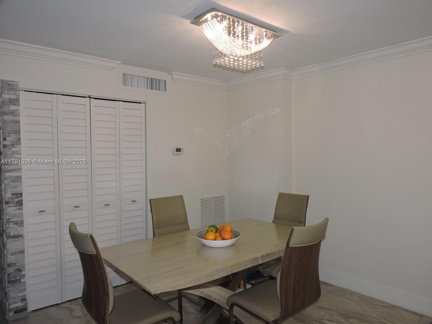 Real estate property located at 2655 Collins Ave #1407, Miami-dade, Mirasol Ocean Towers Cond, Miami Beach, FL