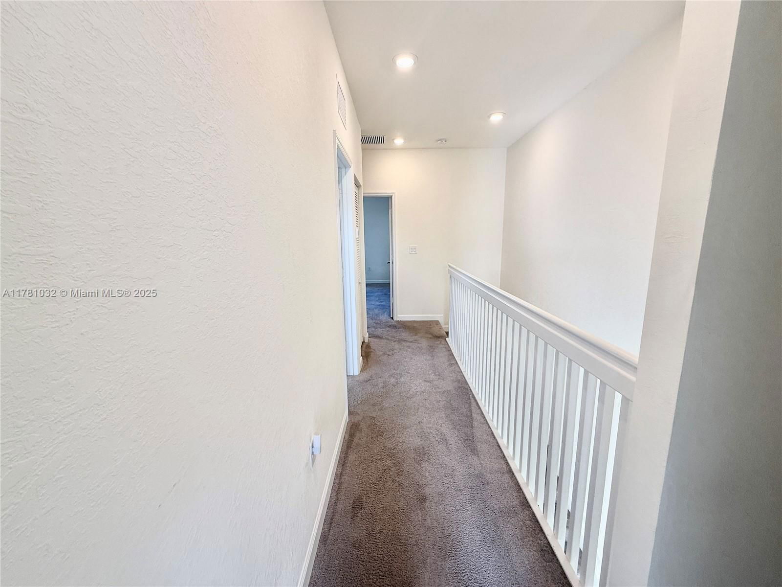Real estate property located at 11119 34th Way, Miami-dade, Aquabella North, Hialeah, FL