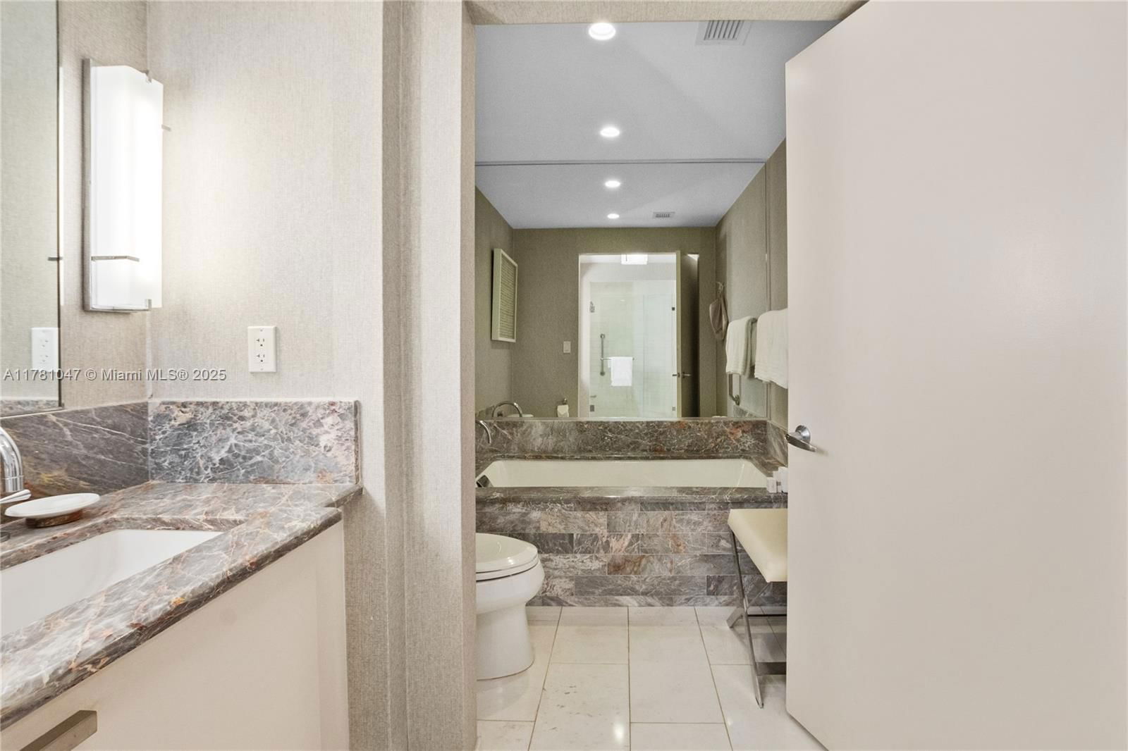 Real estate property located at 551 Fort Lauderdale Beach Blvd H1705, Broward, 551 Flb Condominium Hotel, Fort Lauderdale, FL