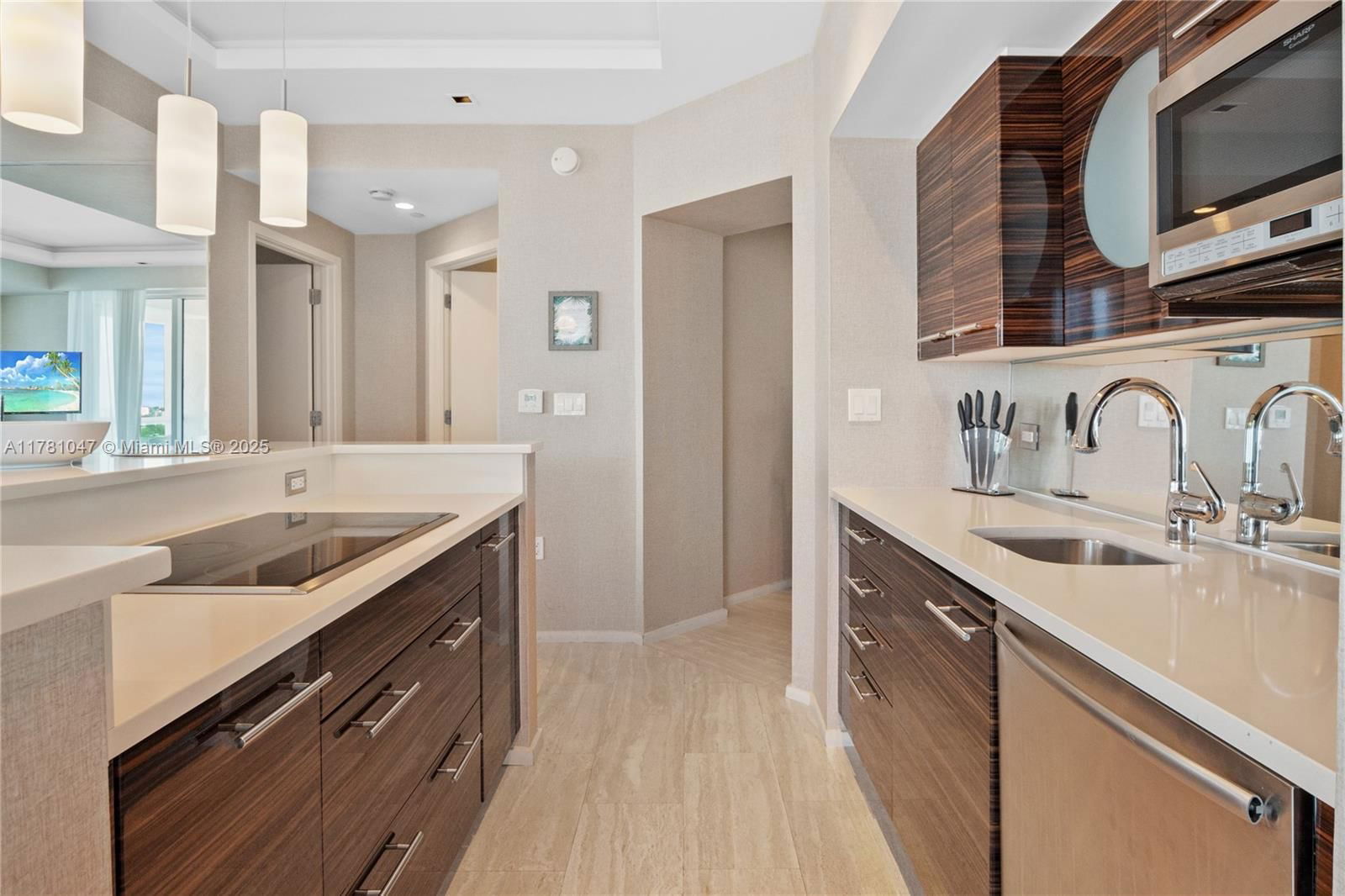 Real estate property located at 551 Fort Lauderdale Beach Blvd H1705, Broward, 551 Flb Condominium Hotel, Fort Lauderdale, FL